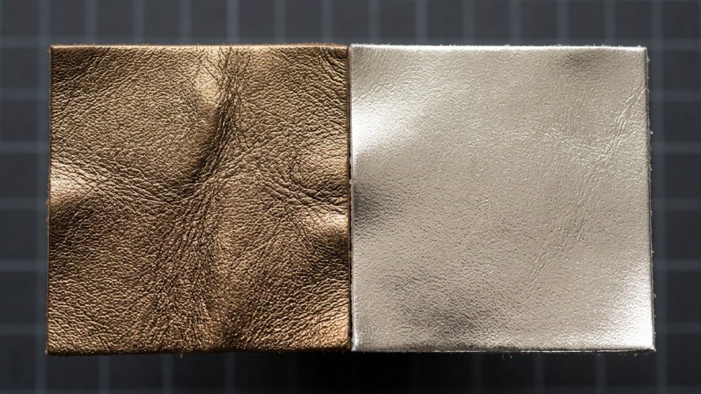 macro-comparison-of-metallic-leather-and-metallic-pu-textures