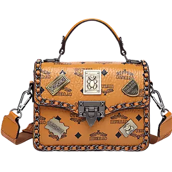 Are mini bags still on trend?