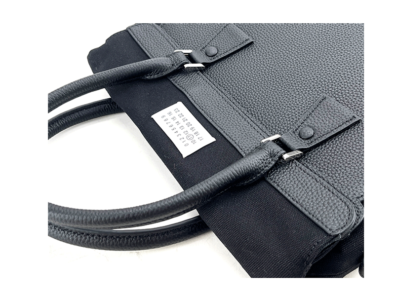 Pure black leather crossbody commuter laptop bag-Top-Grain Leather Quality 