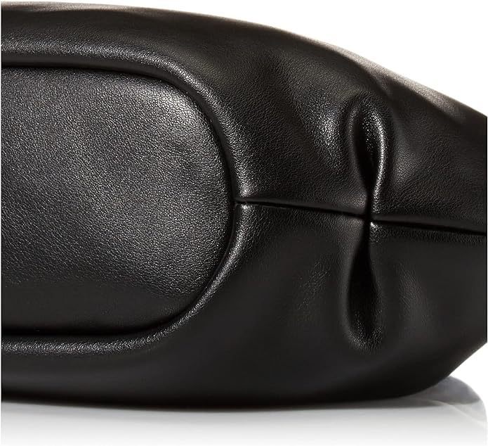 Showing fine stitching details of our hobo