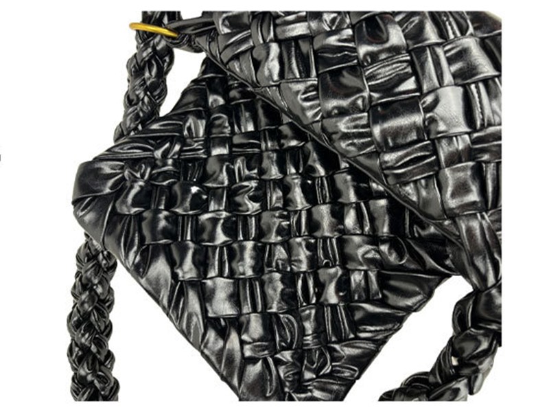 Magnetic Flap Closure